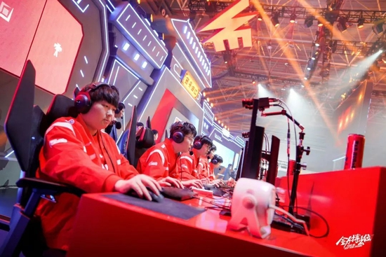 的表现有着 的表现有着