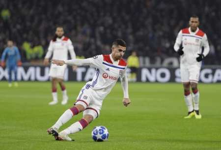 更加年轻化 更加年轻化