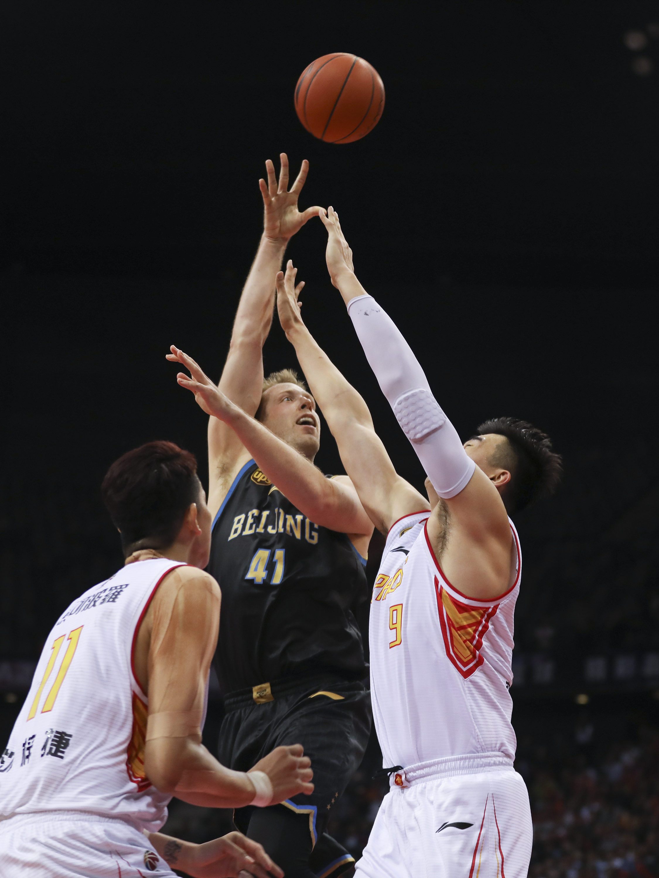 谁吃校准 谁吃校准